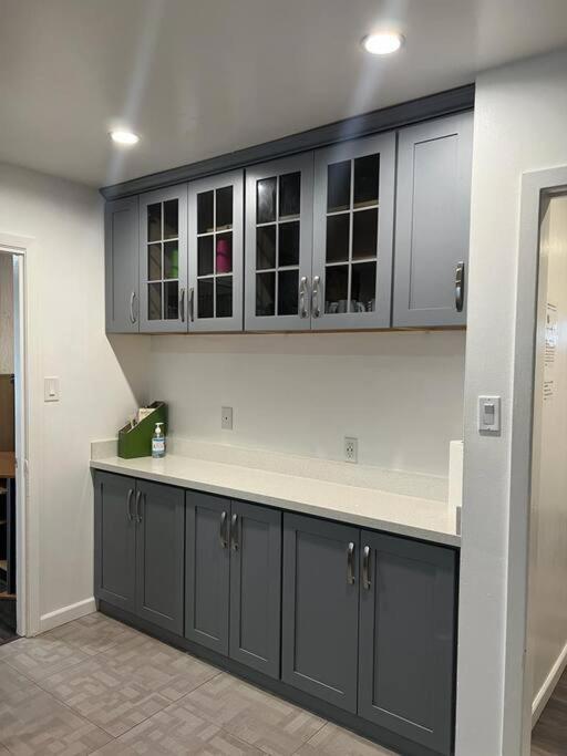 Affordable Private Rooms With Shared Bath Kitchen Near Sfo Daly City Eksteriør bilde