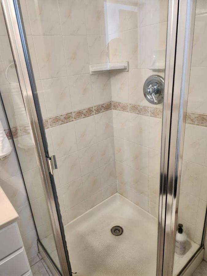 Affordable Private Rooms With Shared Bath Kitchen Near Sfo Daly City Eksteriør bilde