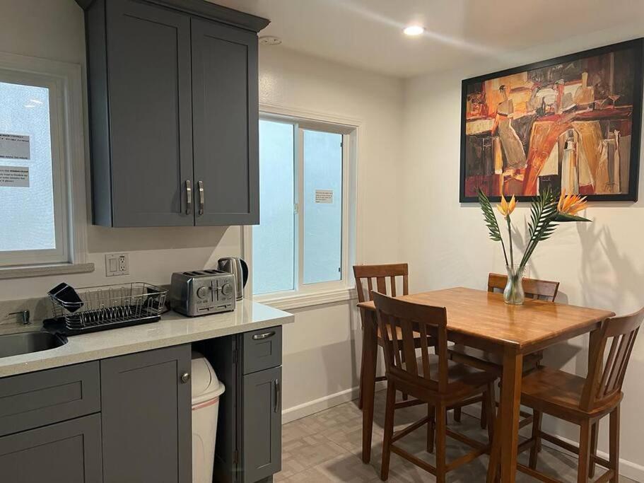 Affordable Private Rooms With Shared Bath Kitchen Near Sfo Daly City Eksteriør bilde