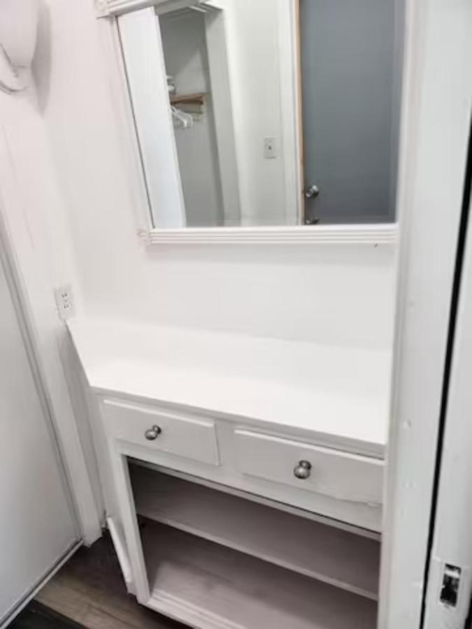 Affordable Private Rooms With Shared Bath Kitchen Near Sfo Daly City Eksteriør bilde